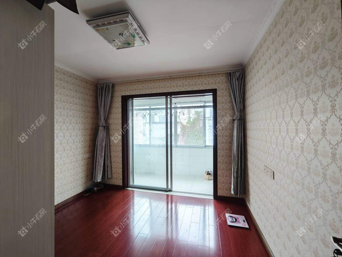 镇江云阳新村在售二手房源室内图_小牛看房