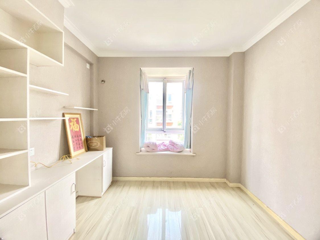 镇江凰嘉花苑在售二手房源室内图_小牛看房