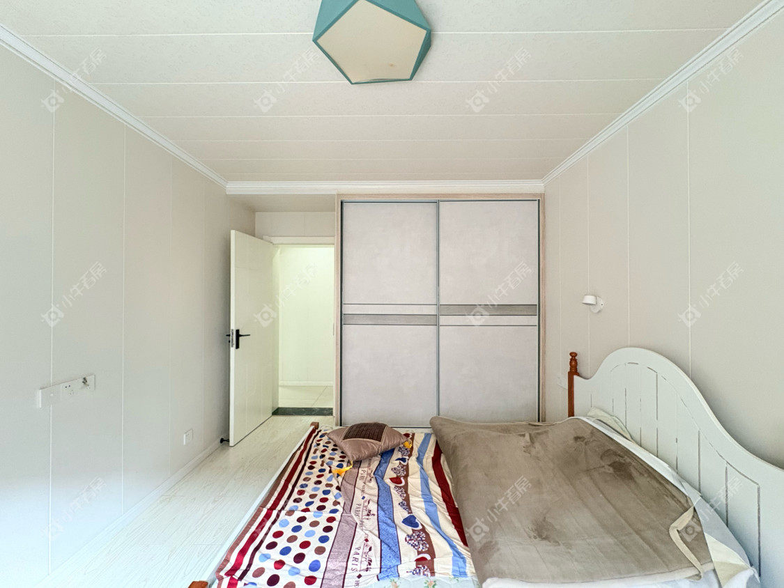 镇江百合苑在售二手房源室内图_小牛看房