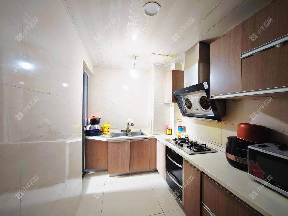 镇江凤凰国际在售二手房源室内图_小牛看房