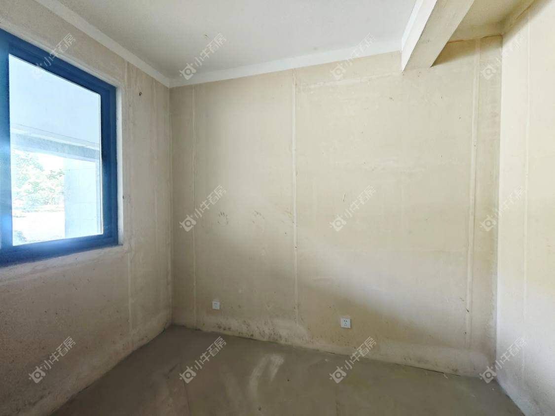 镇江融创华南映在售二手房源室内图_小牛看房