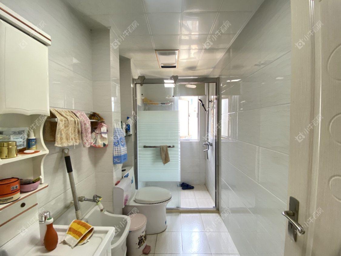 镇江万善园一村在售二手房源室内图_小牛看房