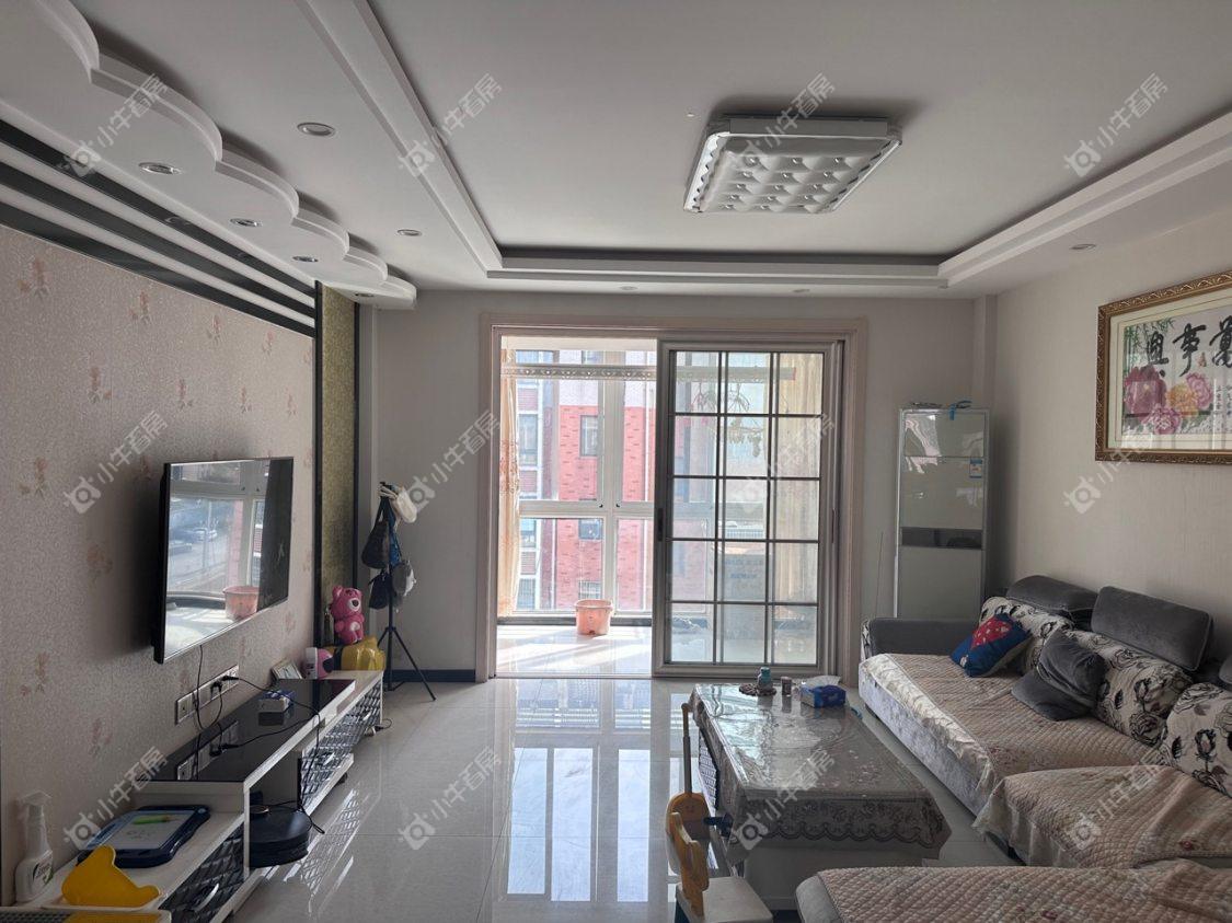 镇江芳草苑在售二手房源室内图_小牛看房