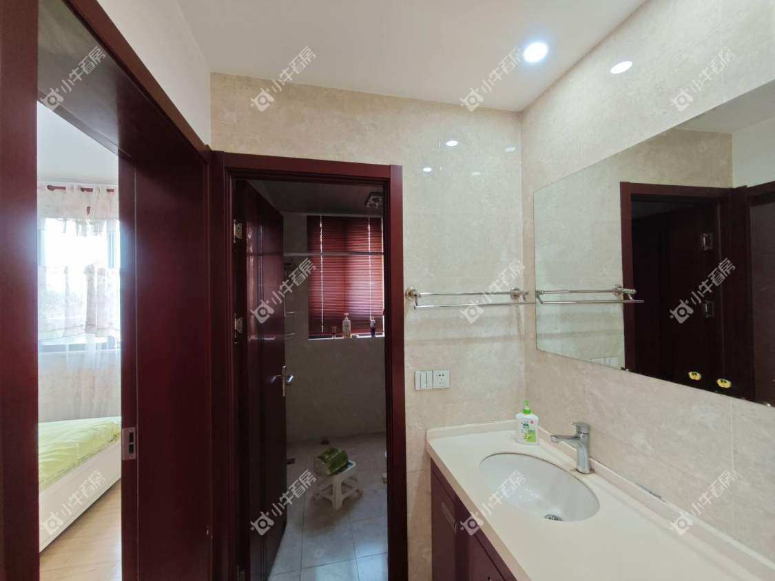 镇江世纪豪都在租房源室内图_小牛看房