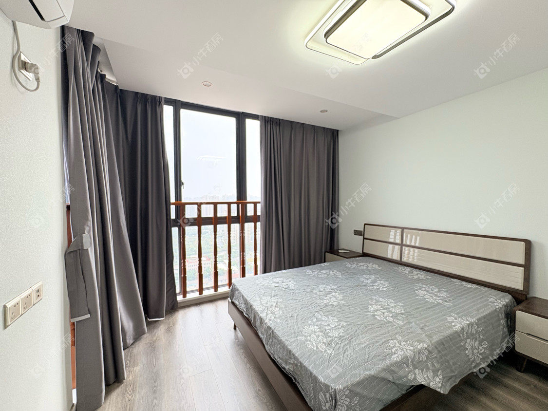 镇江金凤凰在售二手房源室内图_小牛看房