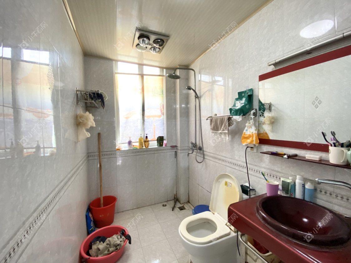 镇江新新家园在售二手房源室内图_小牛看房