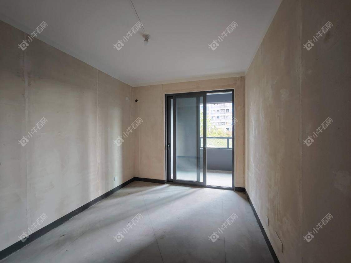 镇江金茂国际社区在售二手房源室内图_小牛看房