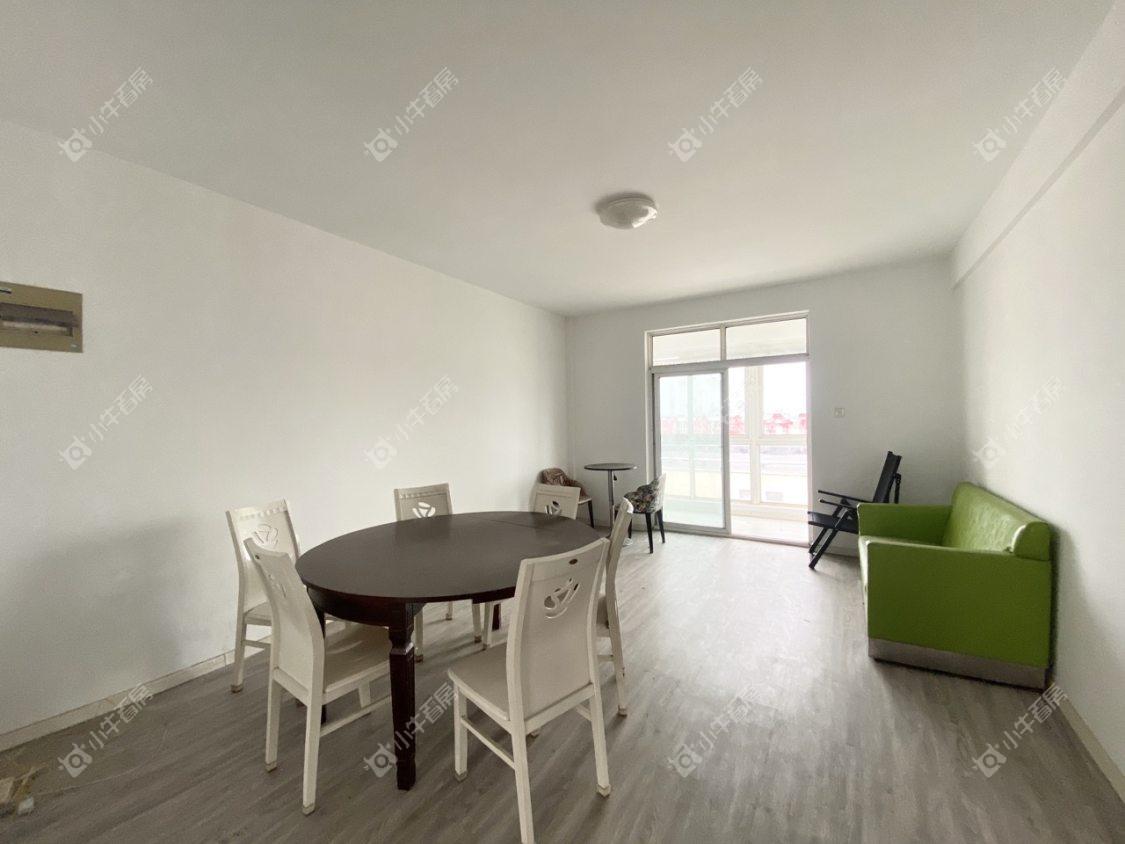 镇江东南新城在售二手房源室内图_小牛看房