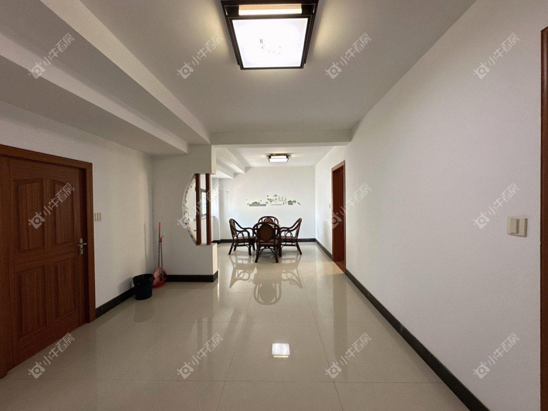 镇江欧洲城在售二手房源室内图_小牛看房