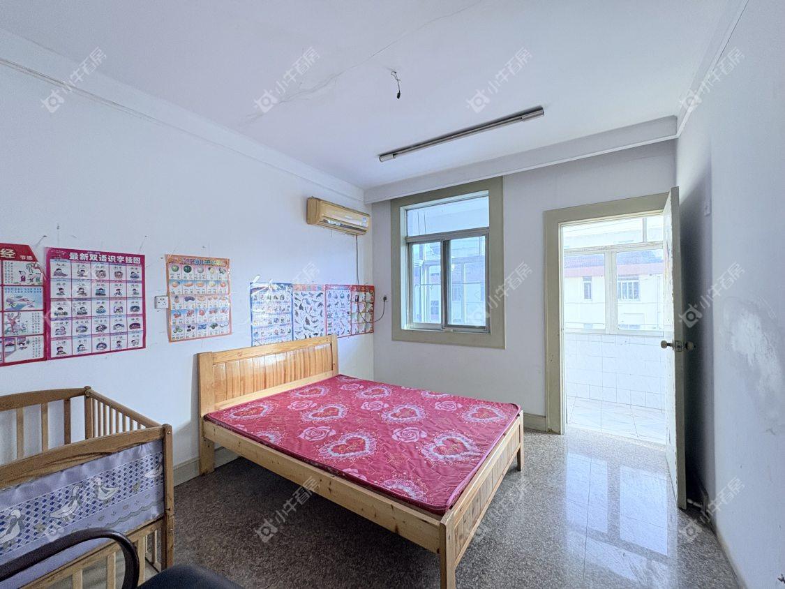 镇江教师新村在售二手房源室内图_小牛看房