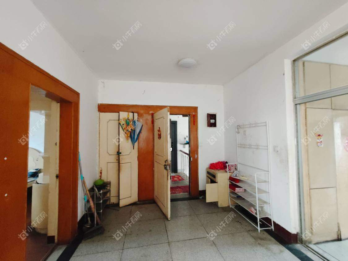 镇江华南新村在售二手房源室内图_小牛看房