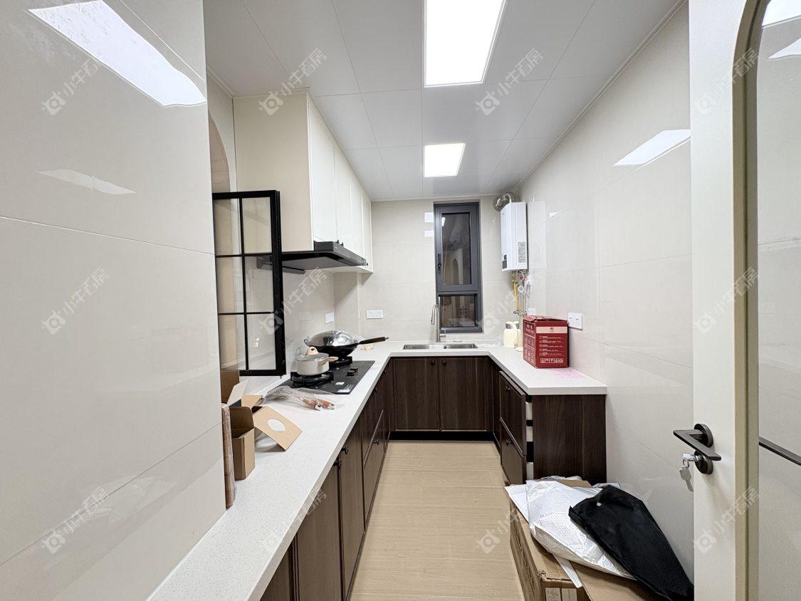 镇江大亚第一城在售二手房源室内图_小牛看房