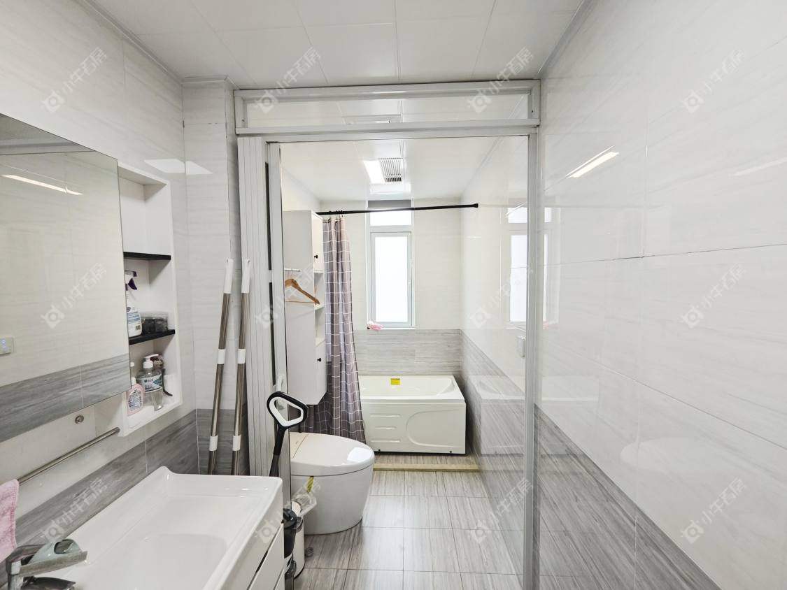 镇江万善园二村在售二手房源室内图_小牛看房