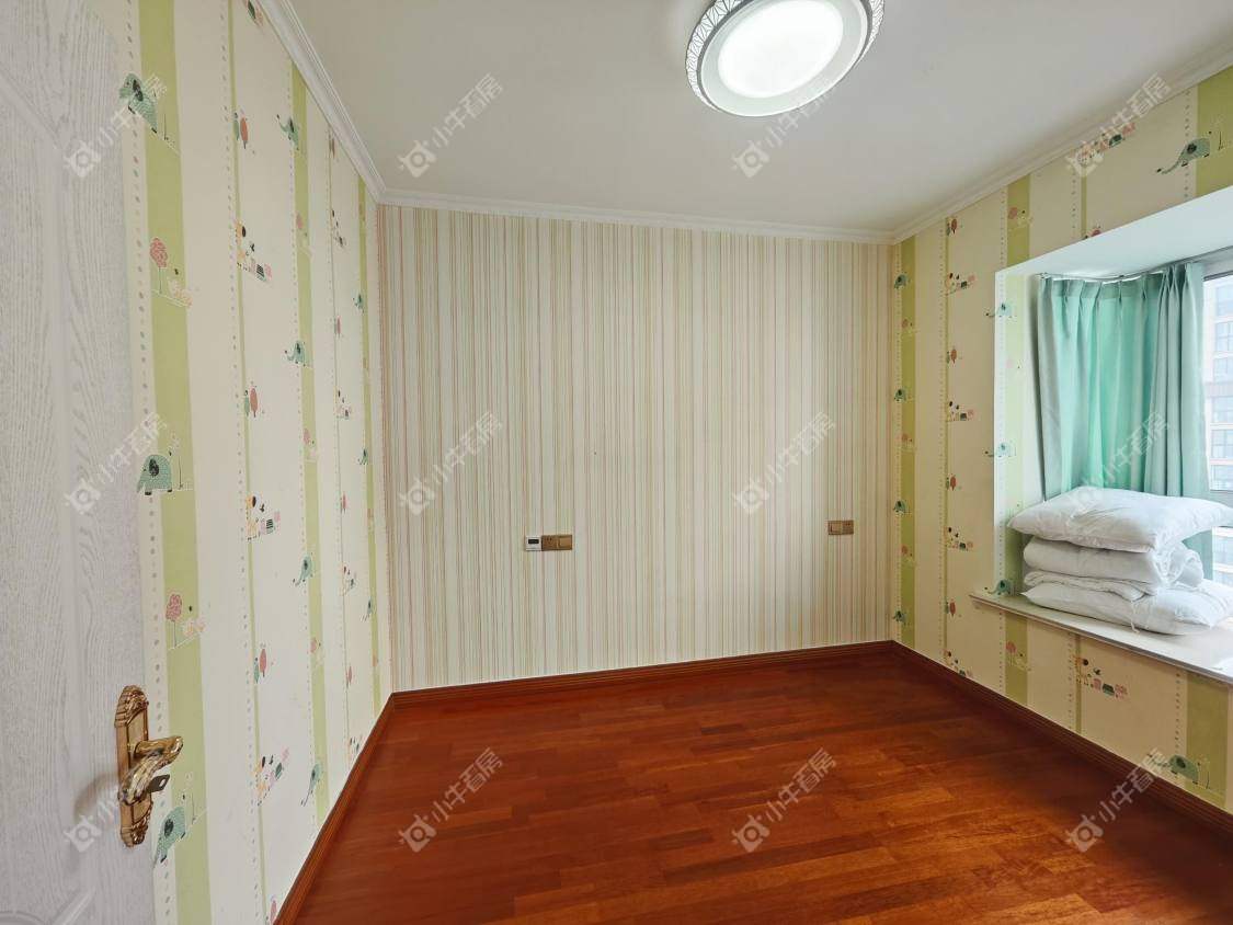 镇江美亚华悦在售二手房源室内图_小牛看房