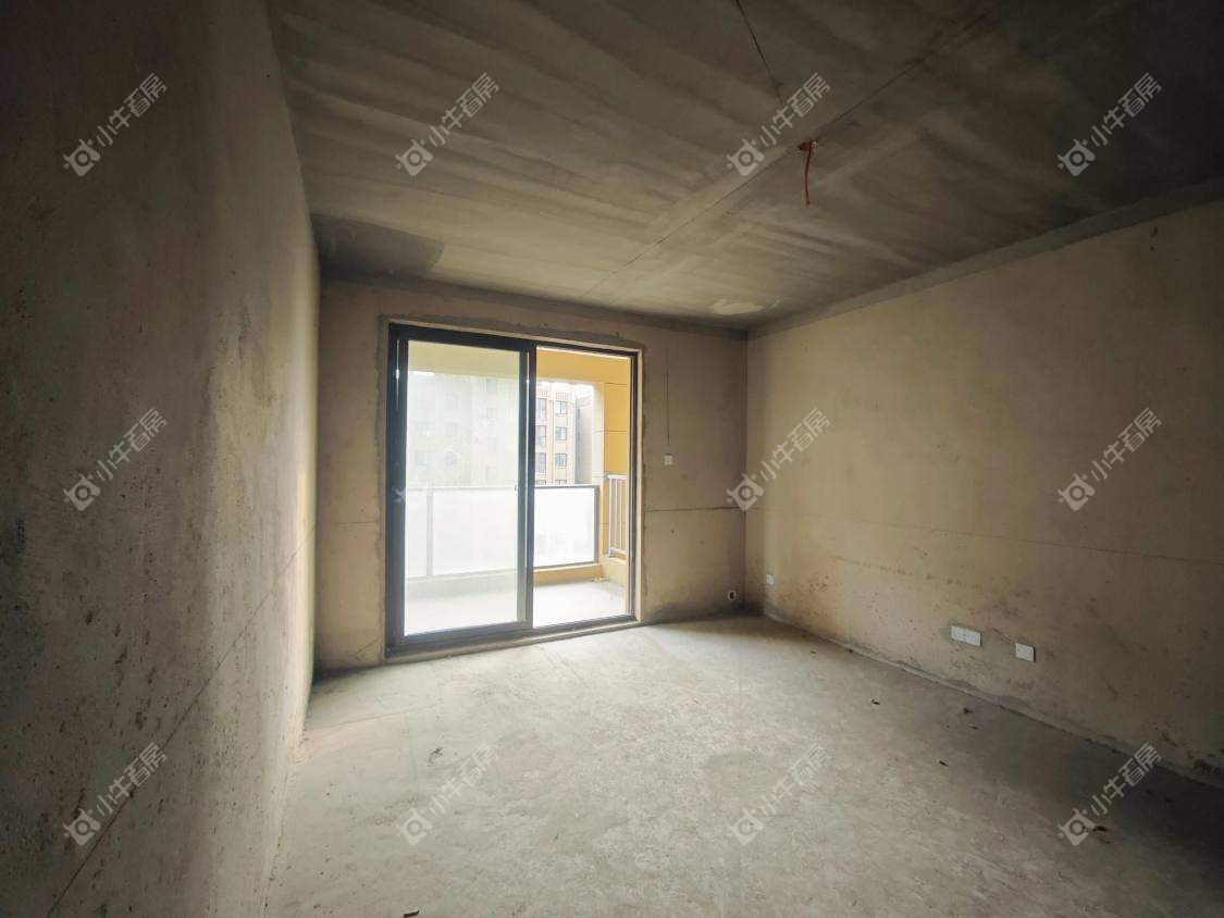 镇江汇金天地在售二手房源室内图_小牛看房