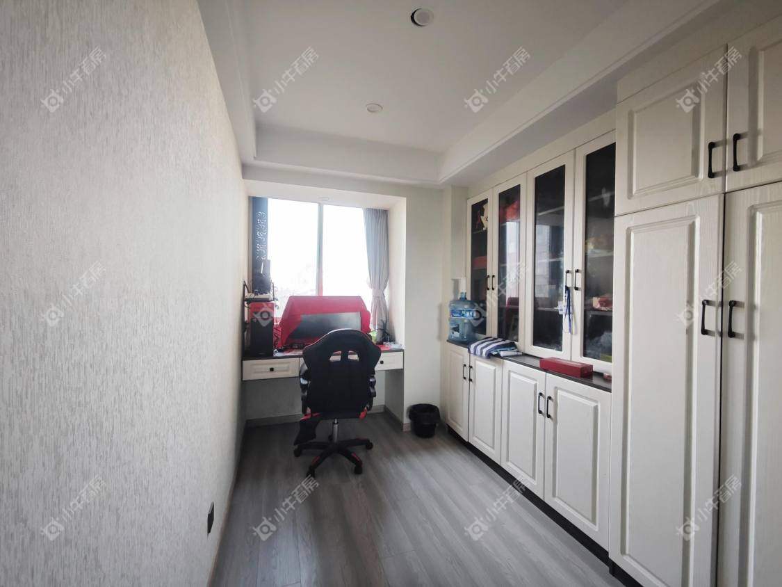 镇江凤翔花园在售二手房源室内图_小牛看房