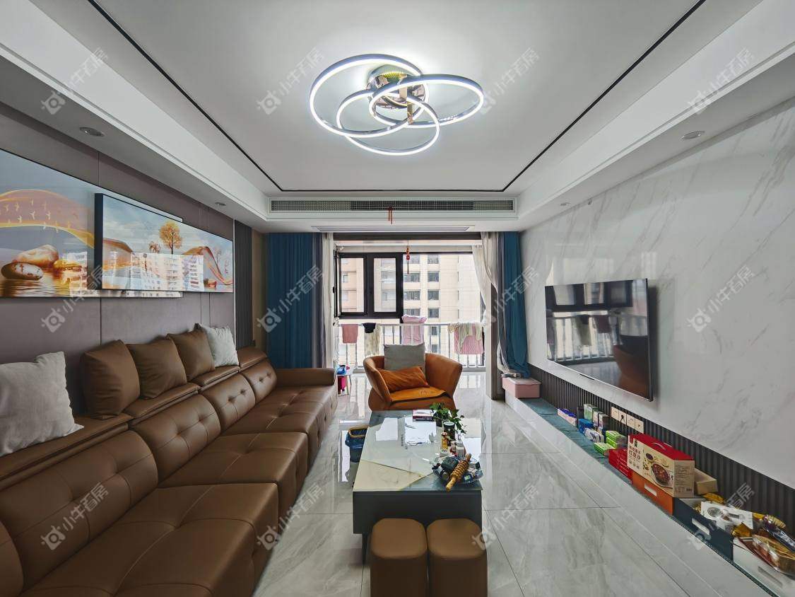 镇江凤熹台在售二手房源室内图_小牛看房