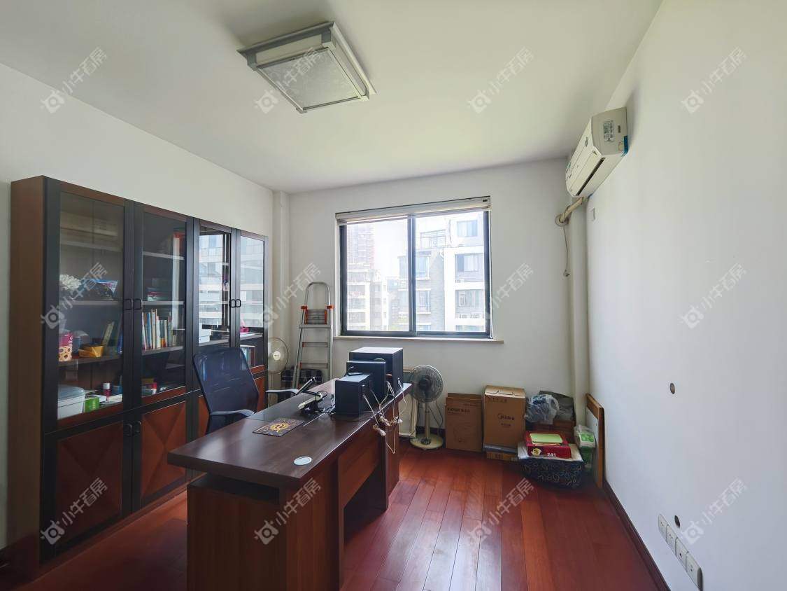 镇江新香草苑在售二手房源室内图_小牛看房