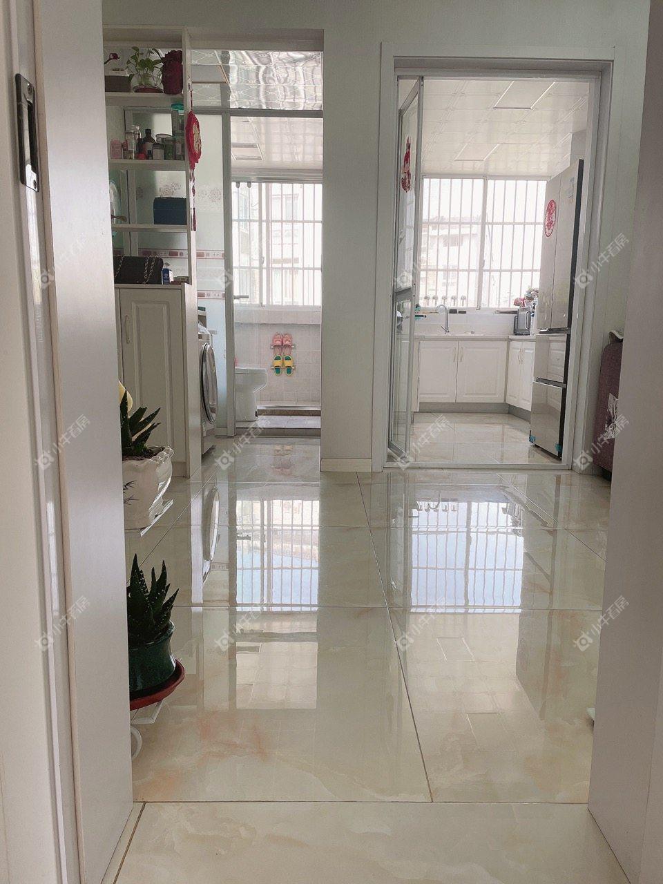 镇江凤凰新村在售二手房源室内图_小牛看房