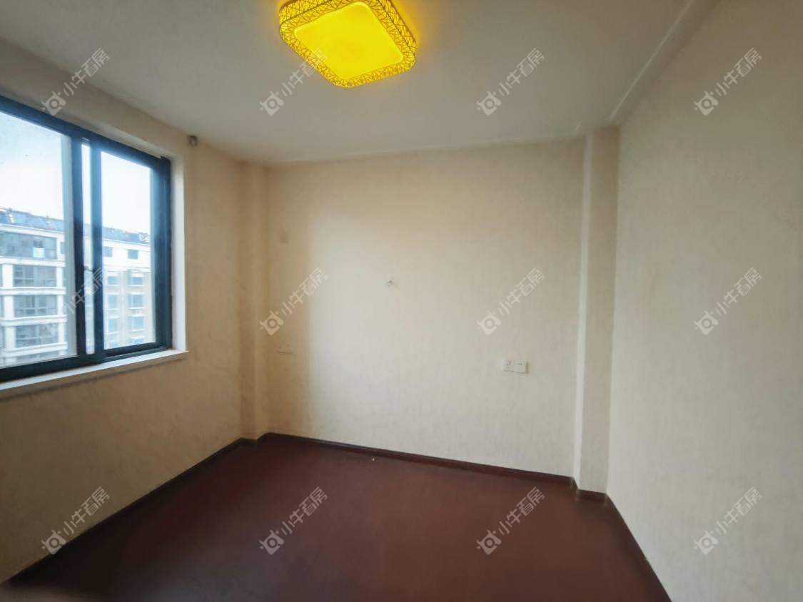 镇江欧洲城在售二手房源室内图_小牛看房