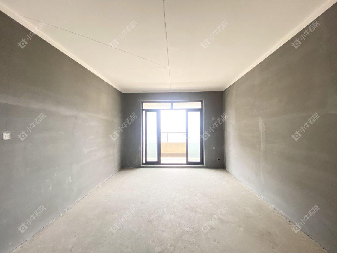 镇江凤凰郡在售二手房源室内图_小牛看房