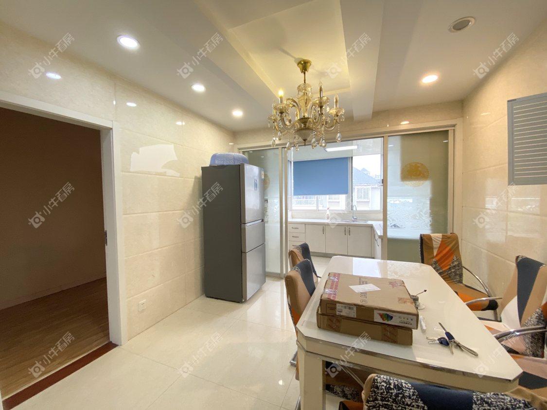 镇江凤翔花园在售二手房源室内图_小牛看房