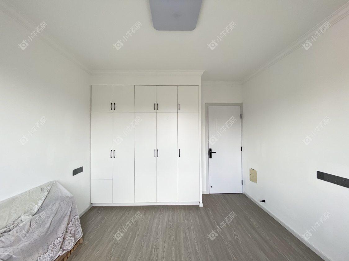 镇江万善园一村在售二手房源室内图_小牛看房