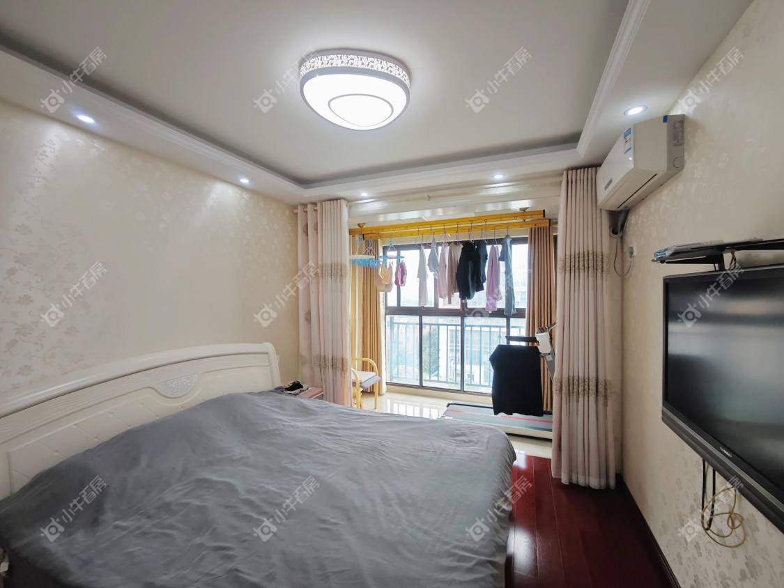 镇江美亚华悦在售二手房源室内图_小牛看房