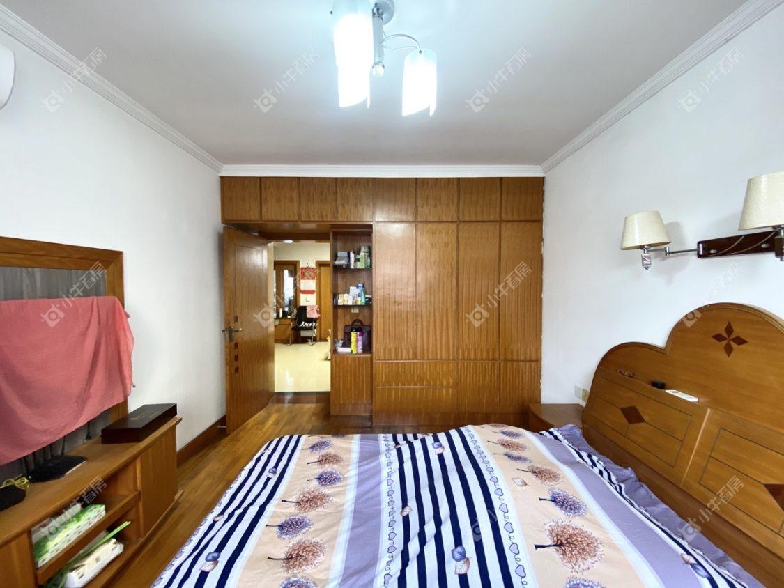 镇江金虹花园在售二手房源室内图_小牛看房