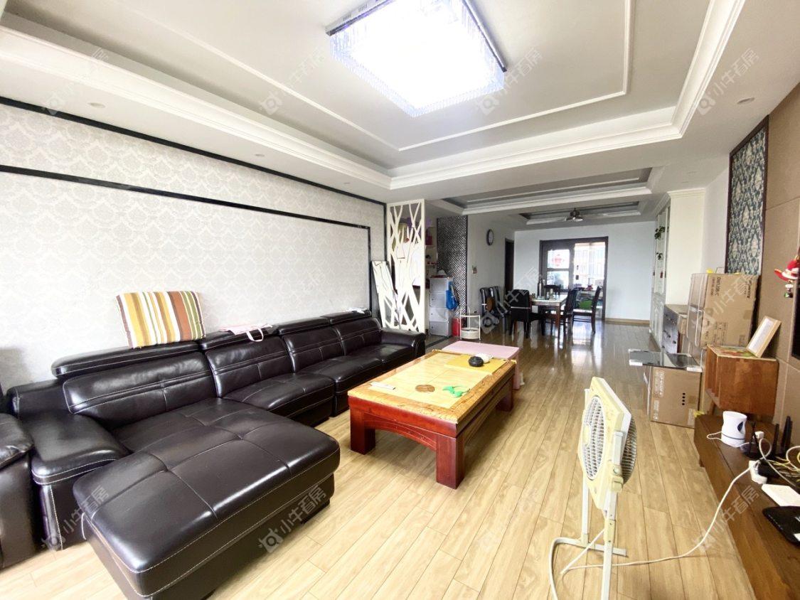 镇江碧桂园在售二手房源室内图_小牛看房