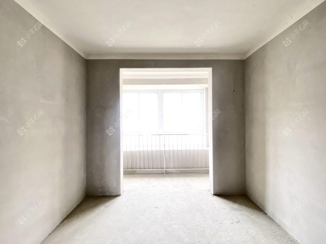 镇江和谐里在售二手房源室内图_小牛看房