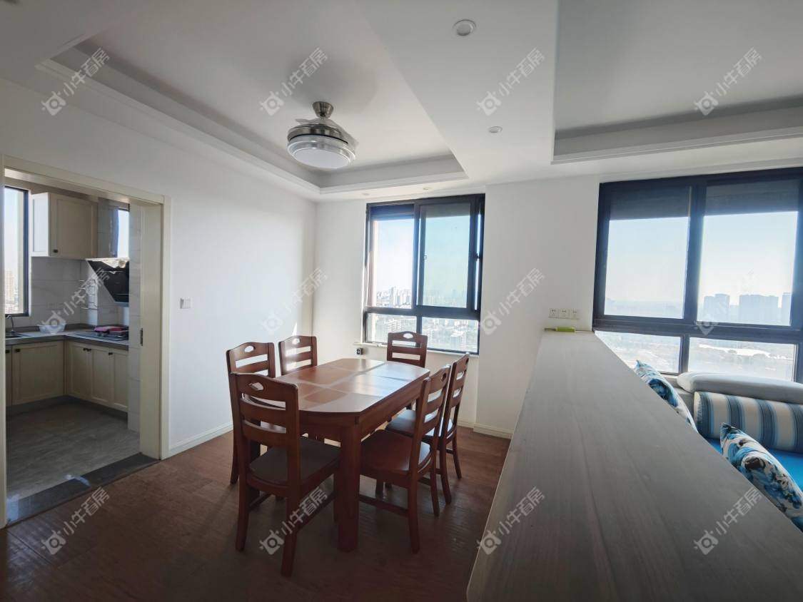 镇江昆仑华府在售二手房源室内图_小牛看房