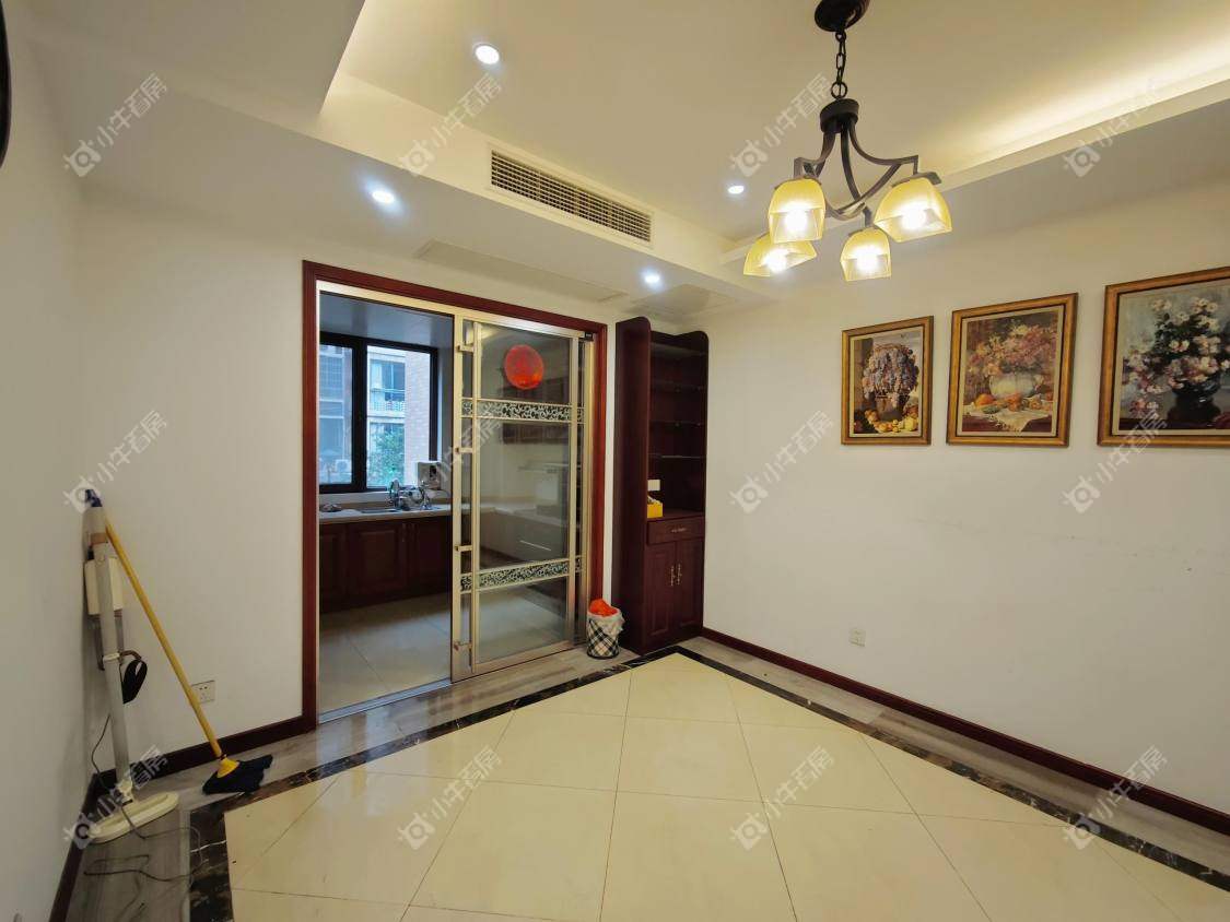 镇江金鼎城市花园别墅区在售二手房源室内图_小牛看房