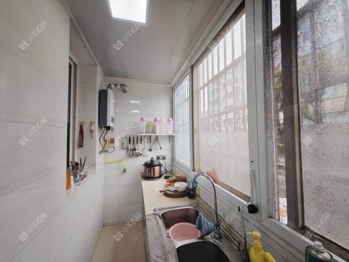 镇江龙凤山庄在售二手房源室内图_小牛看房