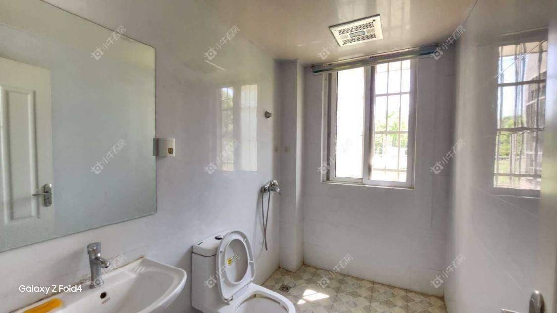 镇江东南新城在售二手房源室内图_小牛看房