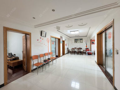 镇江集成公寓4室2厅2卫在售二手房房源图片