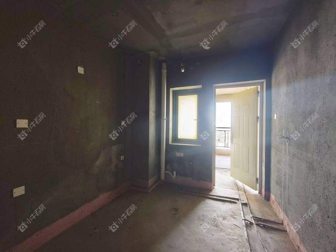 镇江恒大城在售二手房源室内图_小牛看房