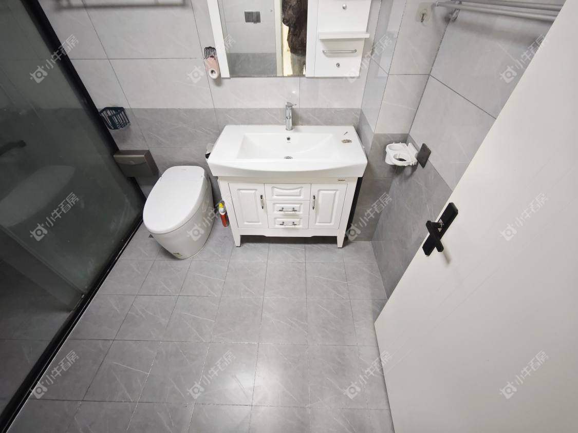 镇江翡翠林花园（天福花园）在售二手房源室内图_小牛看房