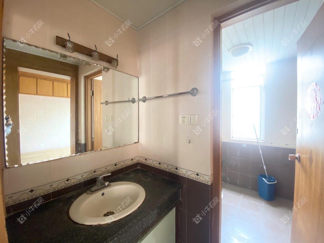 镇江万善园二村在售二手房源室内图_小牛看房