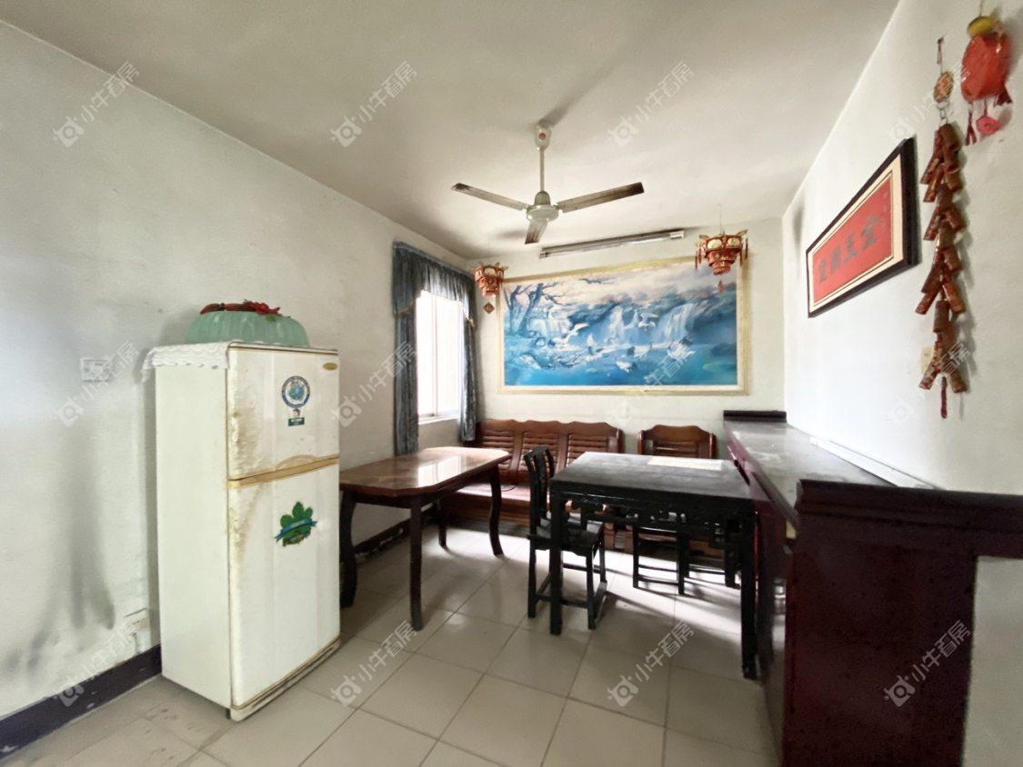 镇江幸福小区在售二手房源室内图_小牛看房