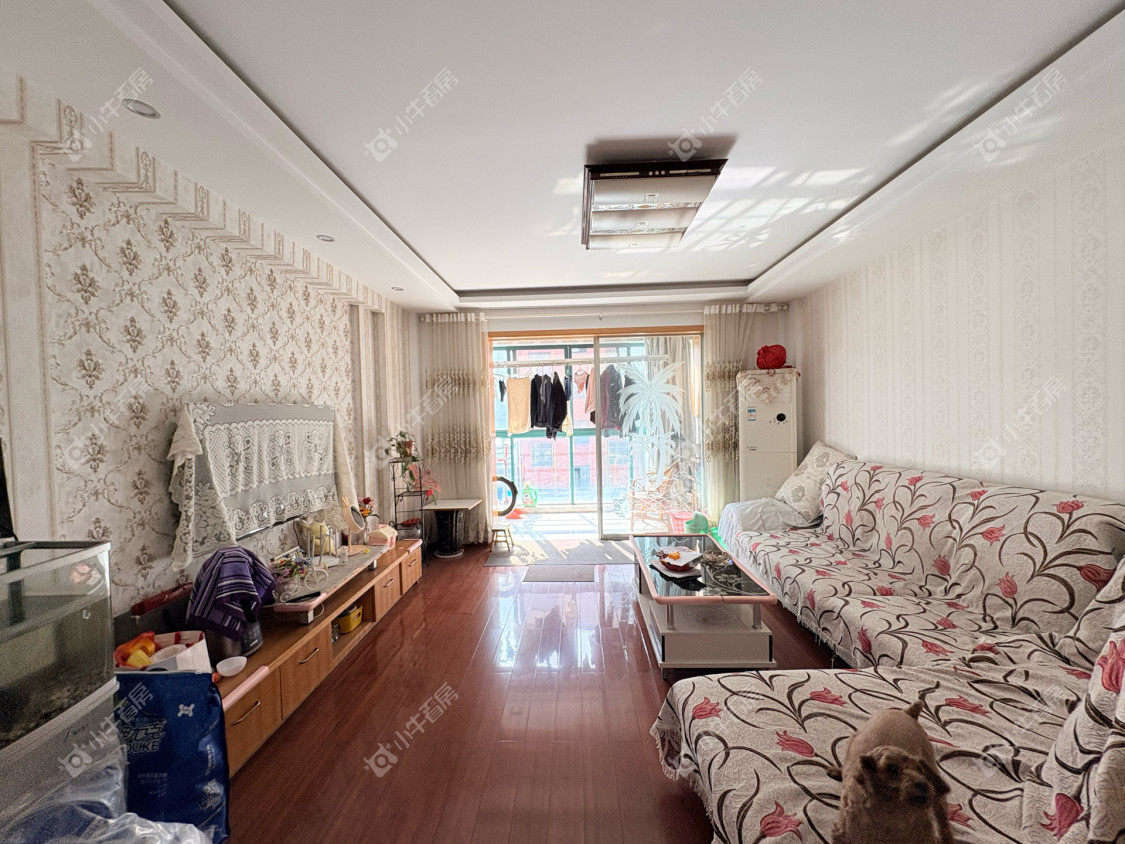 镇江芳草苑在售二手房源室内图_小牛看房