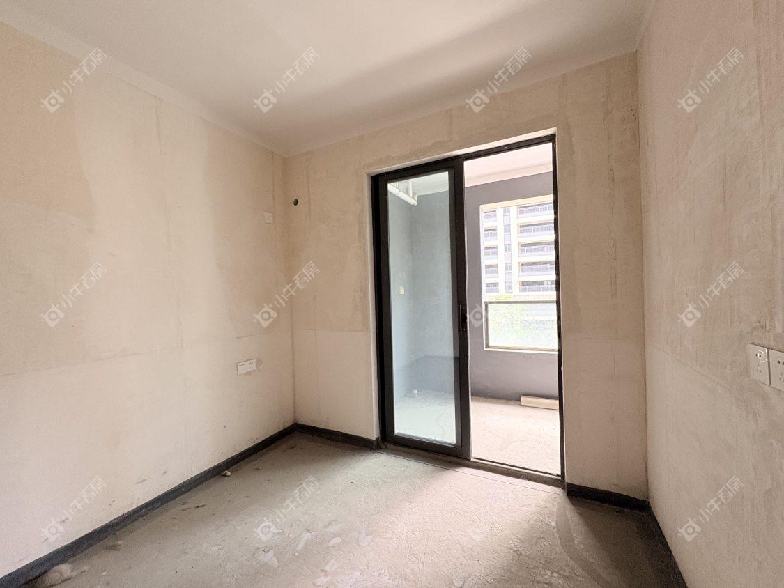 镇江中海时代都会在售二手房源室内图_小牛看房