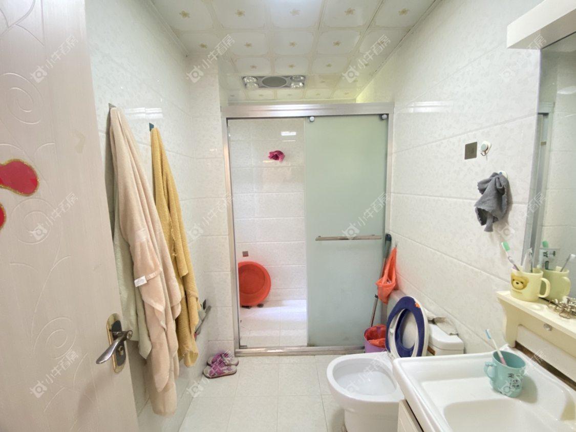 镇江众悦华城在售二手房源室内图_小牛看房