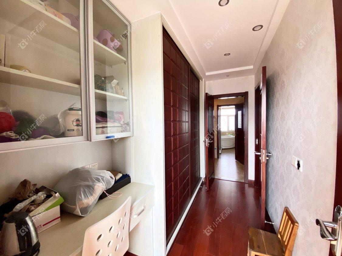 镇江天波城别墅区在售二手房源室内图_小牛看房