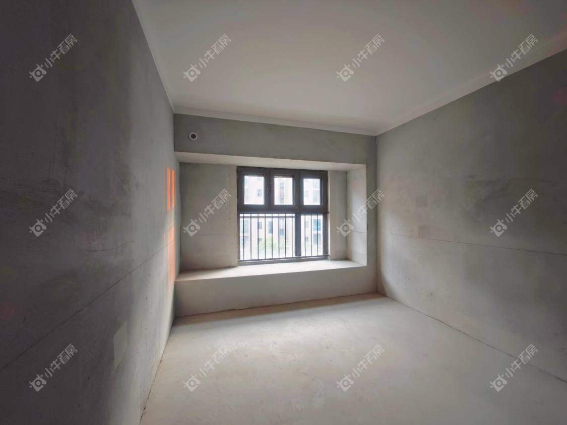 镇江碧桂园樾府在售二手房源室内图_小牛看房