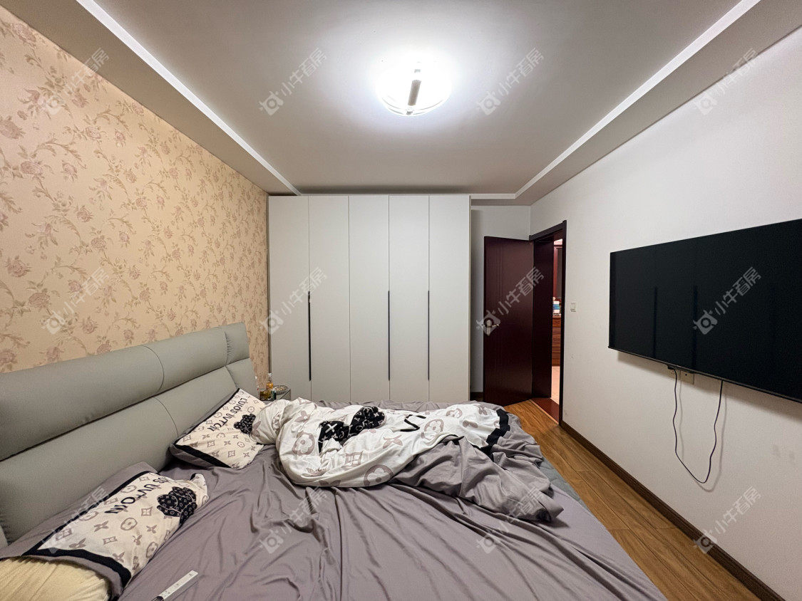 镇江凤凰新村在售二手房源室内图_小牛看房