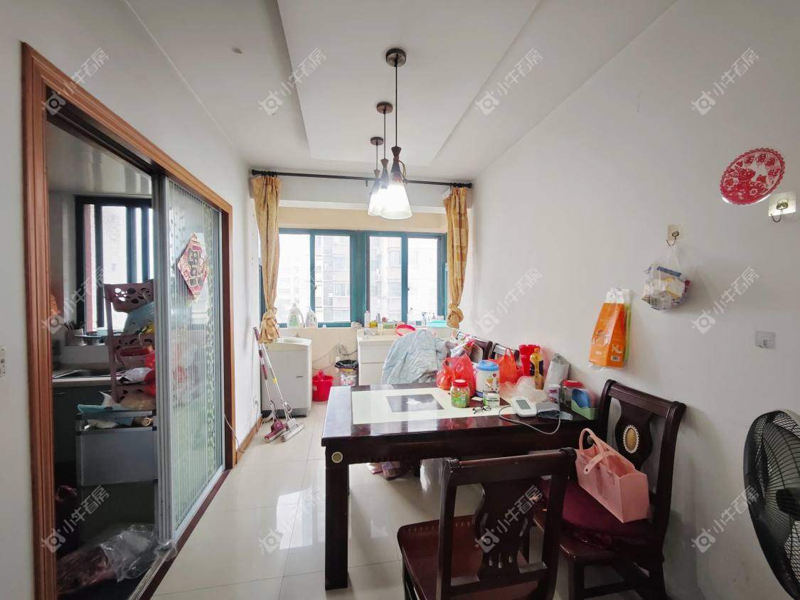 镇江欧洲城在售二手房源室内图_小牛看房