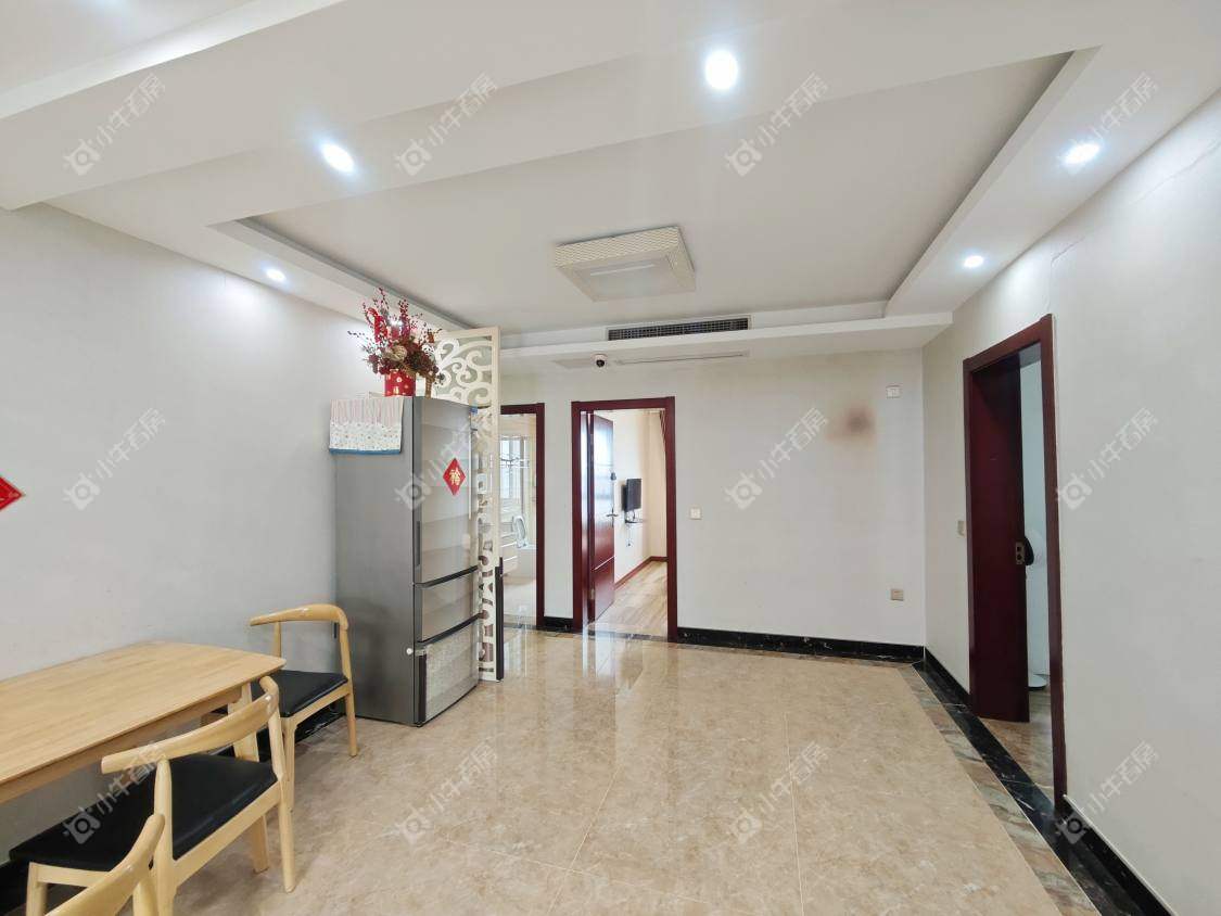 镇江华都锦城在售二手房源室内图_小牛看房