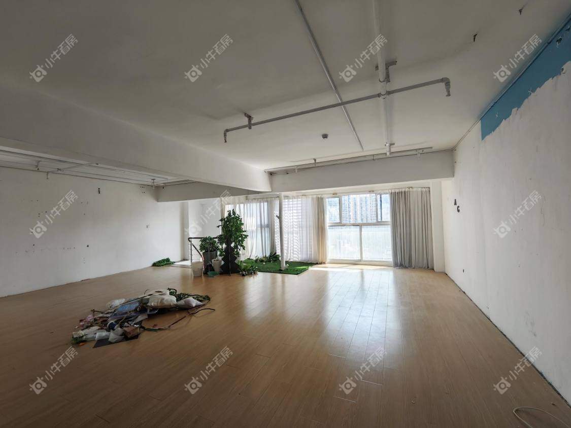 镇江御珑湾商业楼在售二手房源室内图_小牛看房