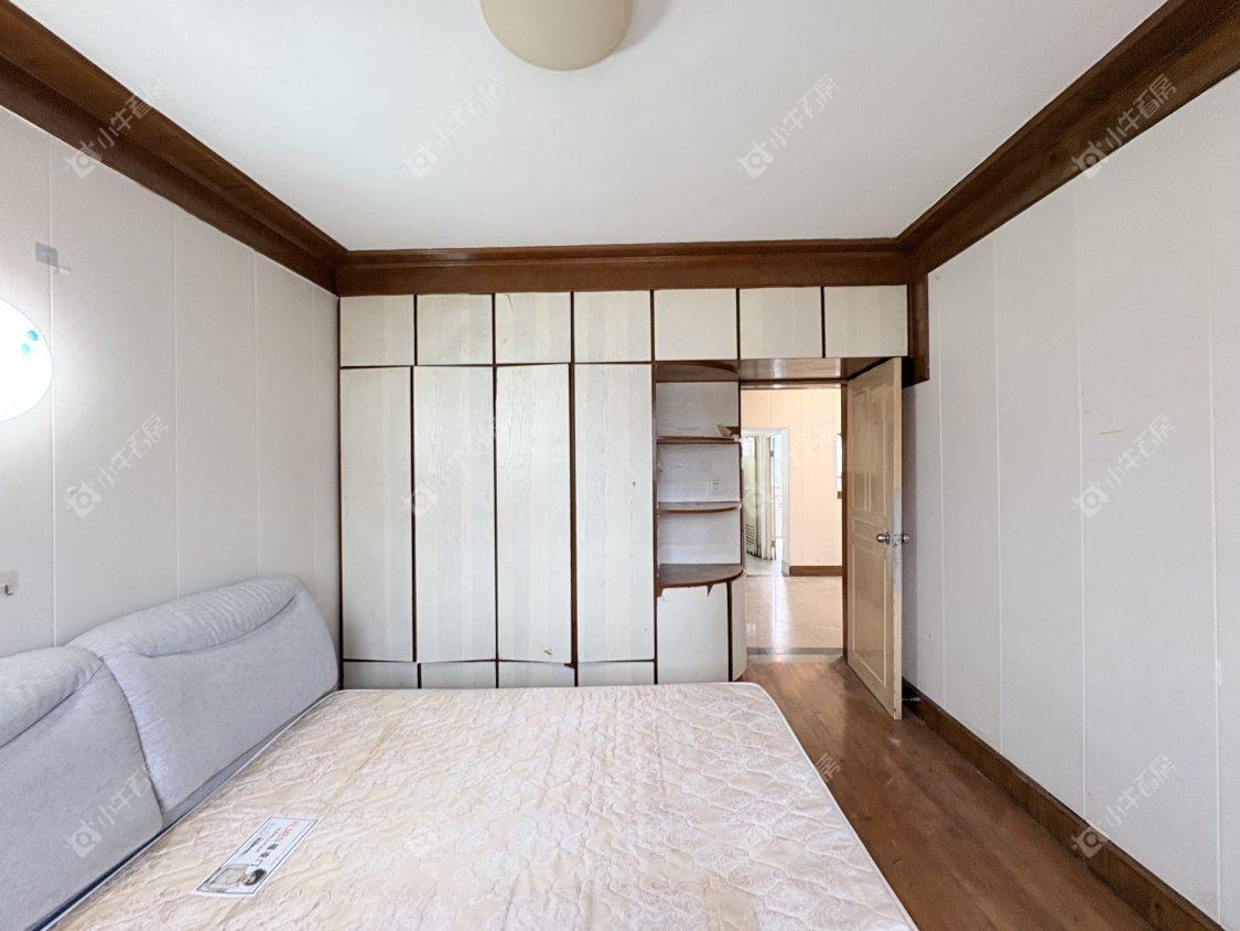 镇江凤美新村在售二手房源室内图_小牛看房